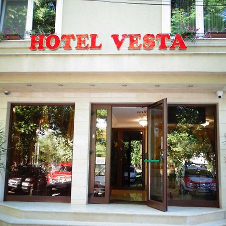 Vesta Hotel Montana Exterior photo